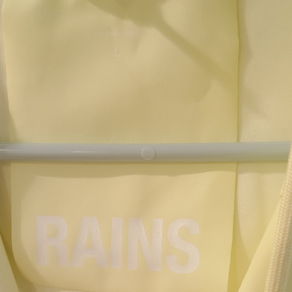 RAINS NWT Curve W rain jacket L - Picture 4 of 6